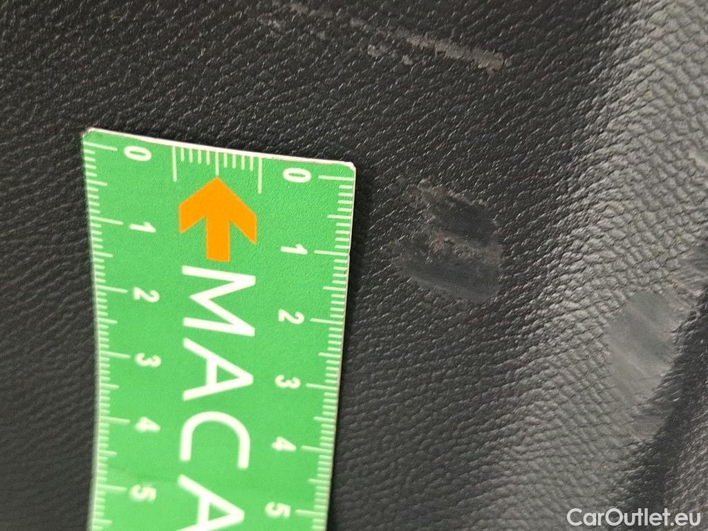  Peugeot  2008  Allure 1.5 HDi 130CV BVA8 E6d #11