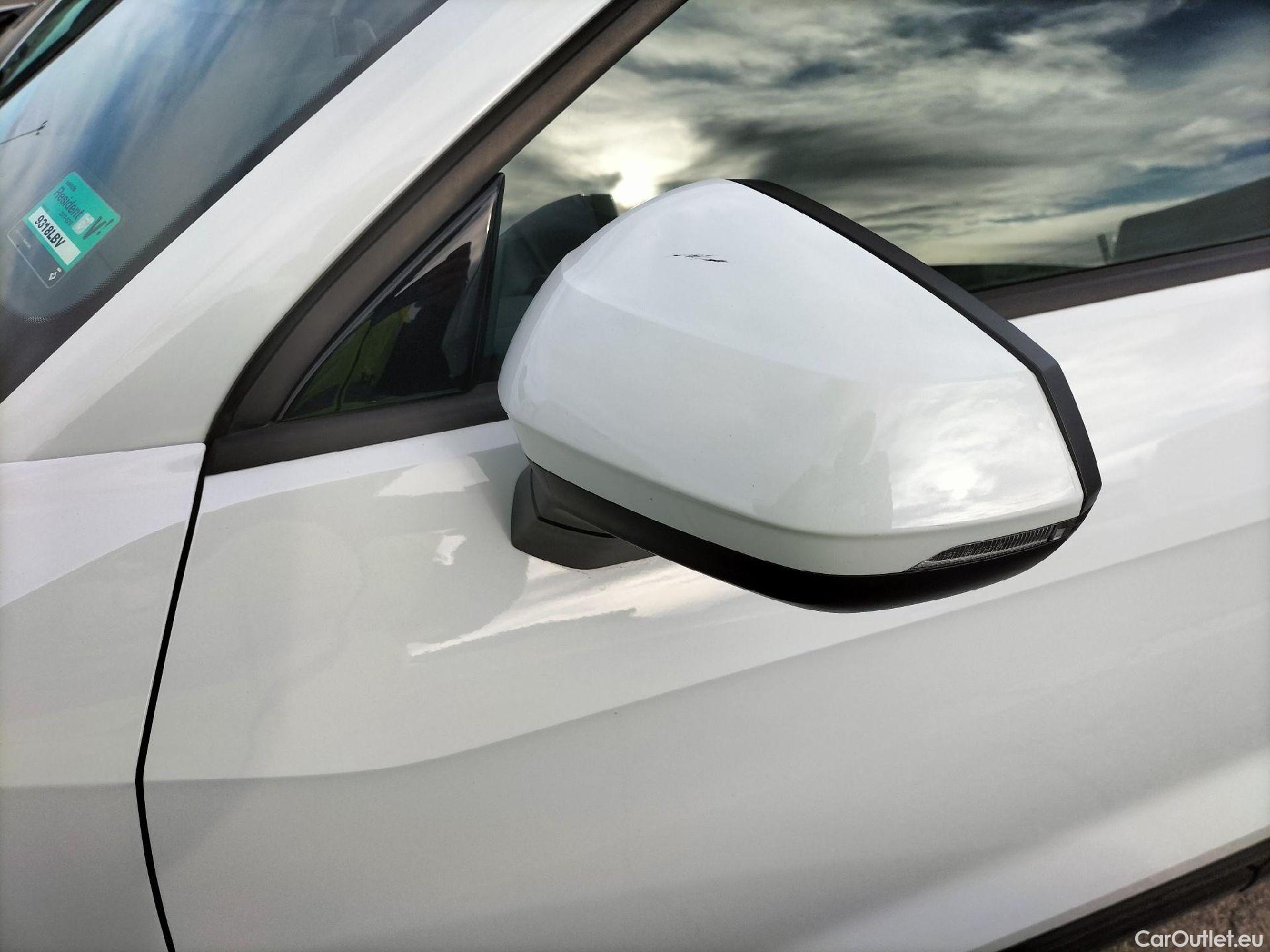  Audi  Q2 AUDI  / 2016 / 5P / todoterreno Design 30 TFSI 85kW (116CV) #20