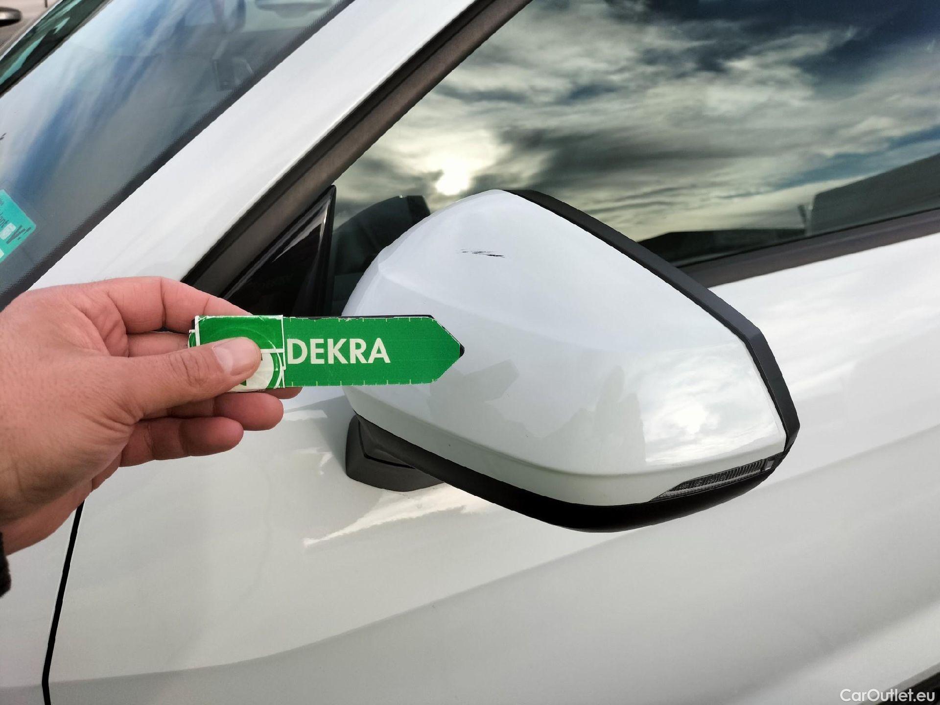  Audi  Q2 AUDI  / 2016 / 5P / todoterreno Design 30 TFSI 85kW (116CV) #19