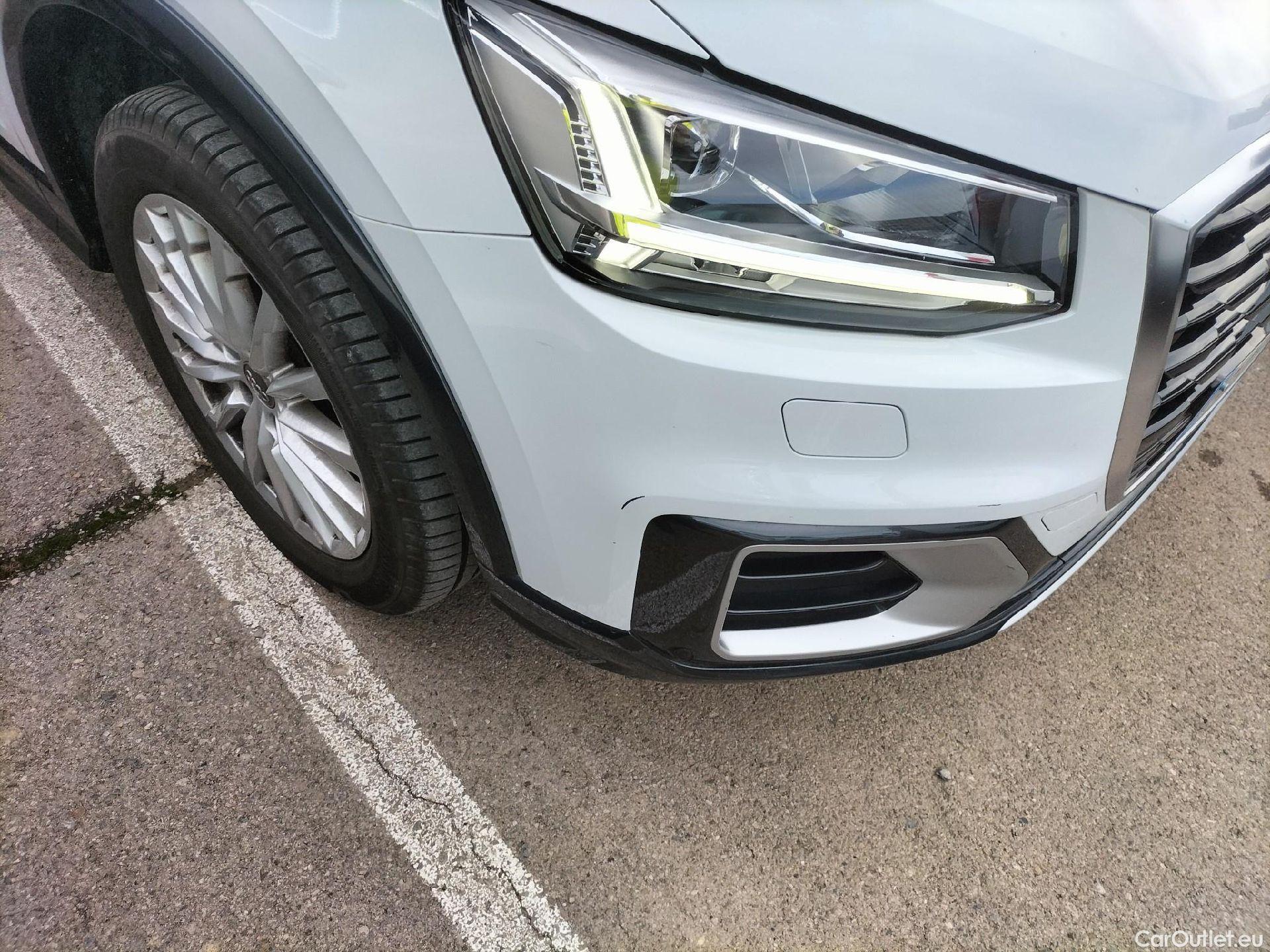  Audi  Q2 AUDI  / 2016 / 5P / todoterreno Design 30 TFSI 85kW (116CV) #5