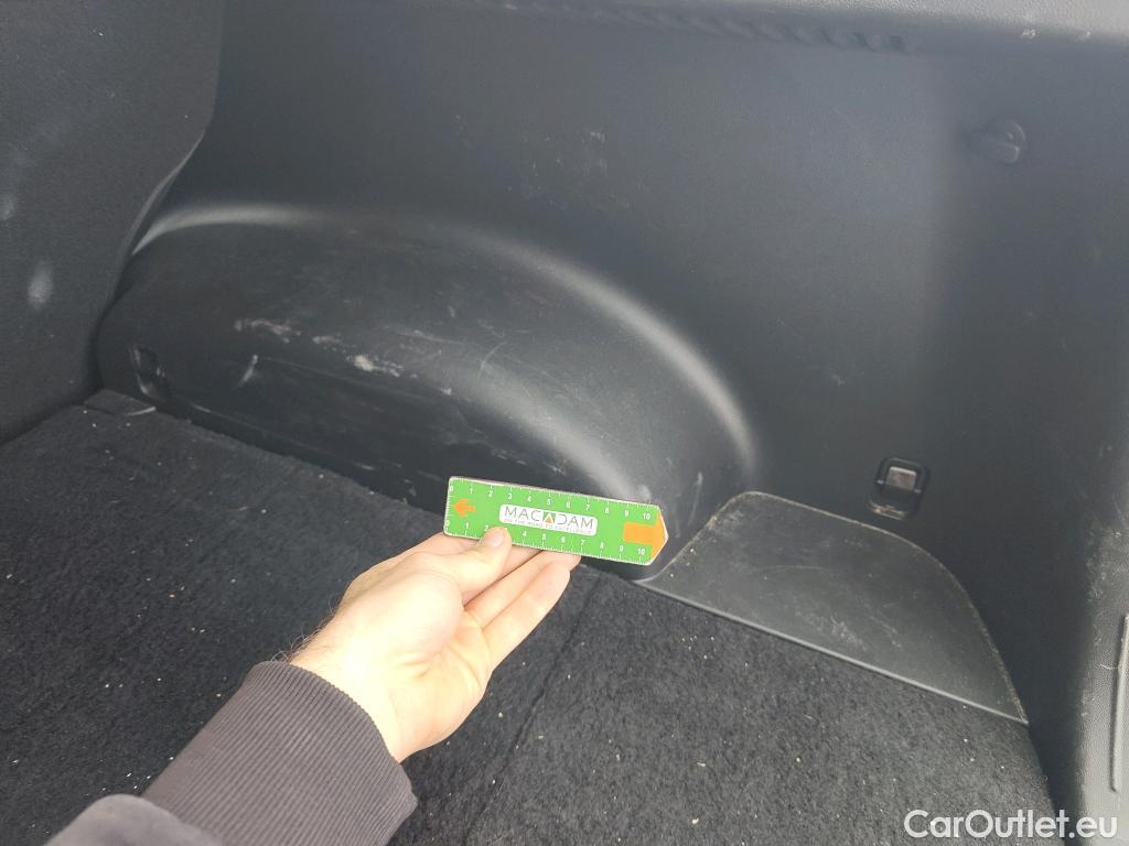  Hyundai  Tucson HYUNDAI  / 2020 / 5P / todoterreno 1.6 CRDI 85kW (115CV) Klass #17