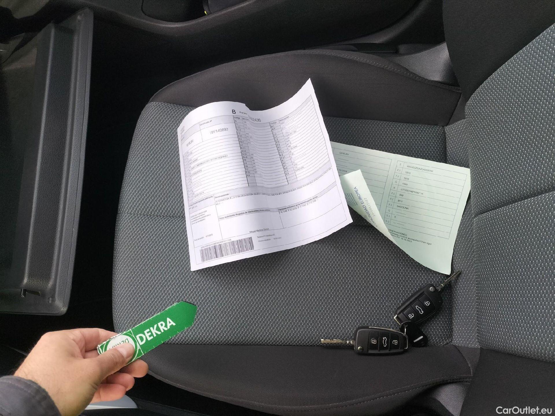  Audi  Q2 AUDI  / 2016 / 5P / todoterreno Design 30 TFSI 85kW (116CV) #1