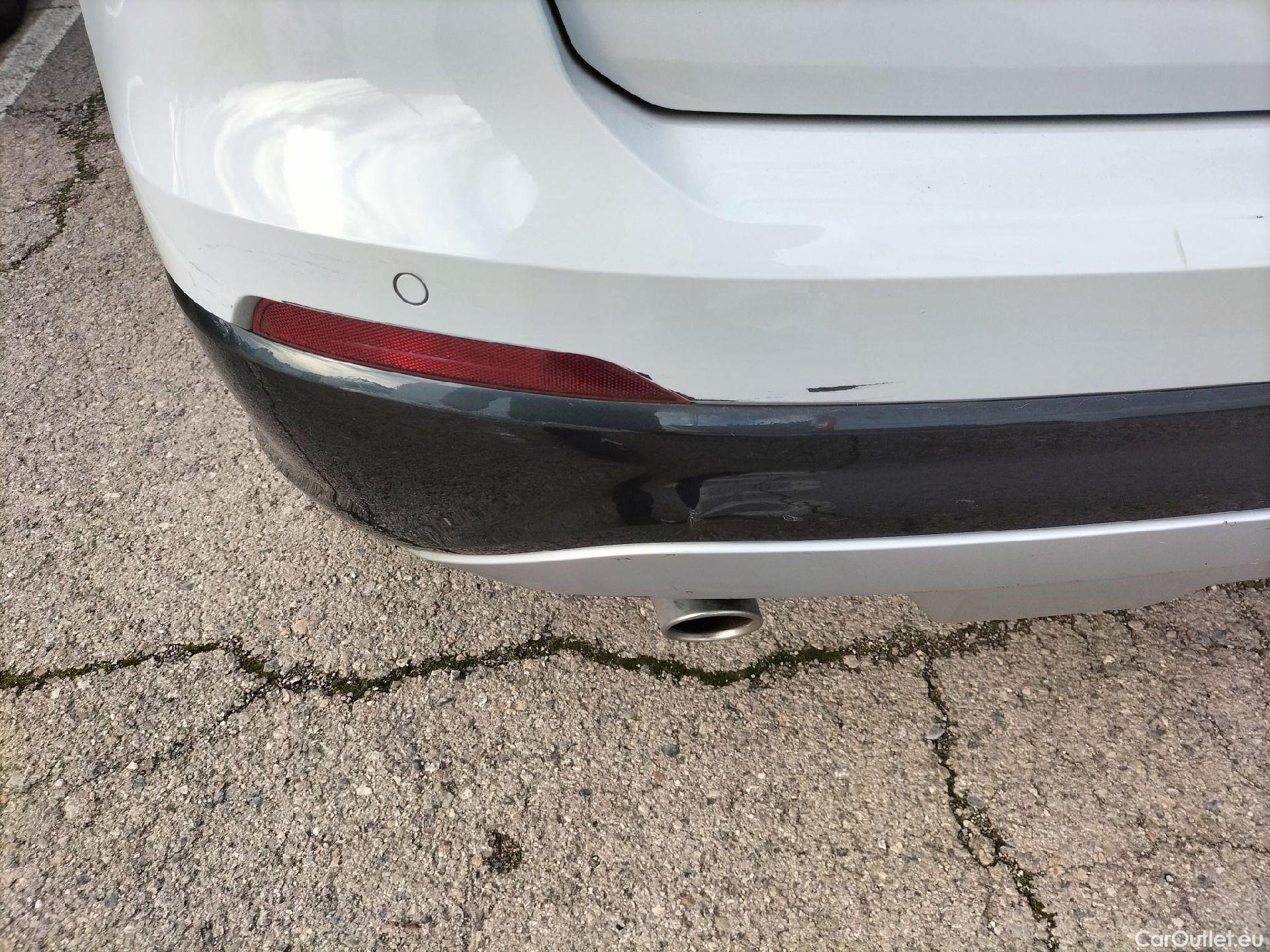  Audi  Q2 AUDI  / 2016 / 5P / todoterreno Design 30 TFSI 85kW (116CV) #35