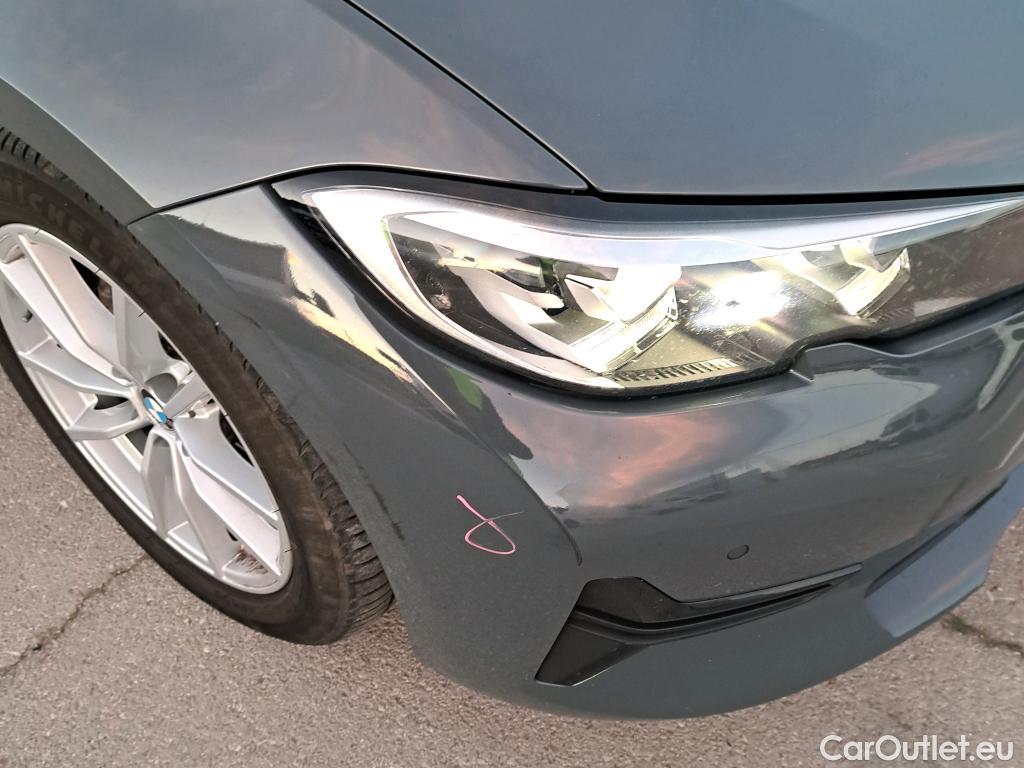  Bmw  Serie 3 BMW  / 2018 / 4P / sedán 318d Auto. #10
