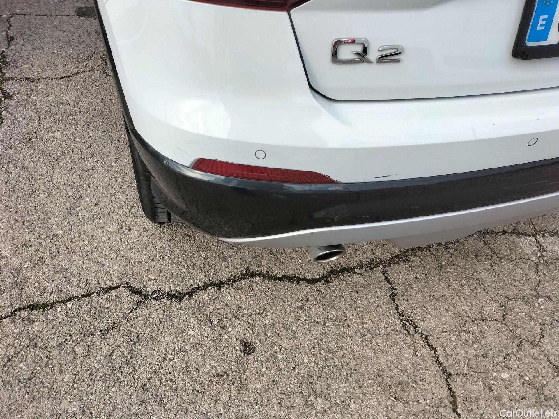  Audi  Q2 AUDI  / 2016 / 5P / todoterreno Design 30 TFSI 85kW (116CV) #33