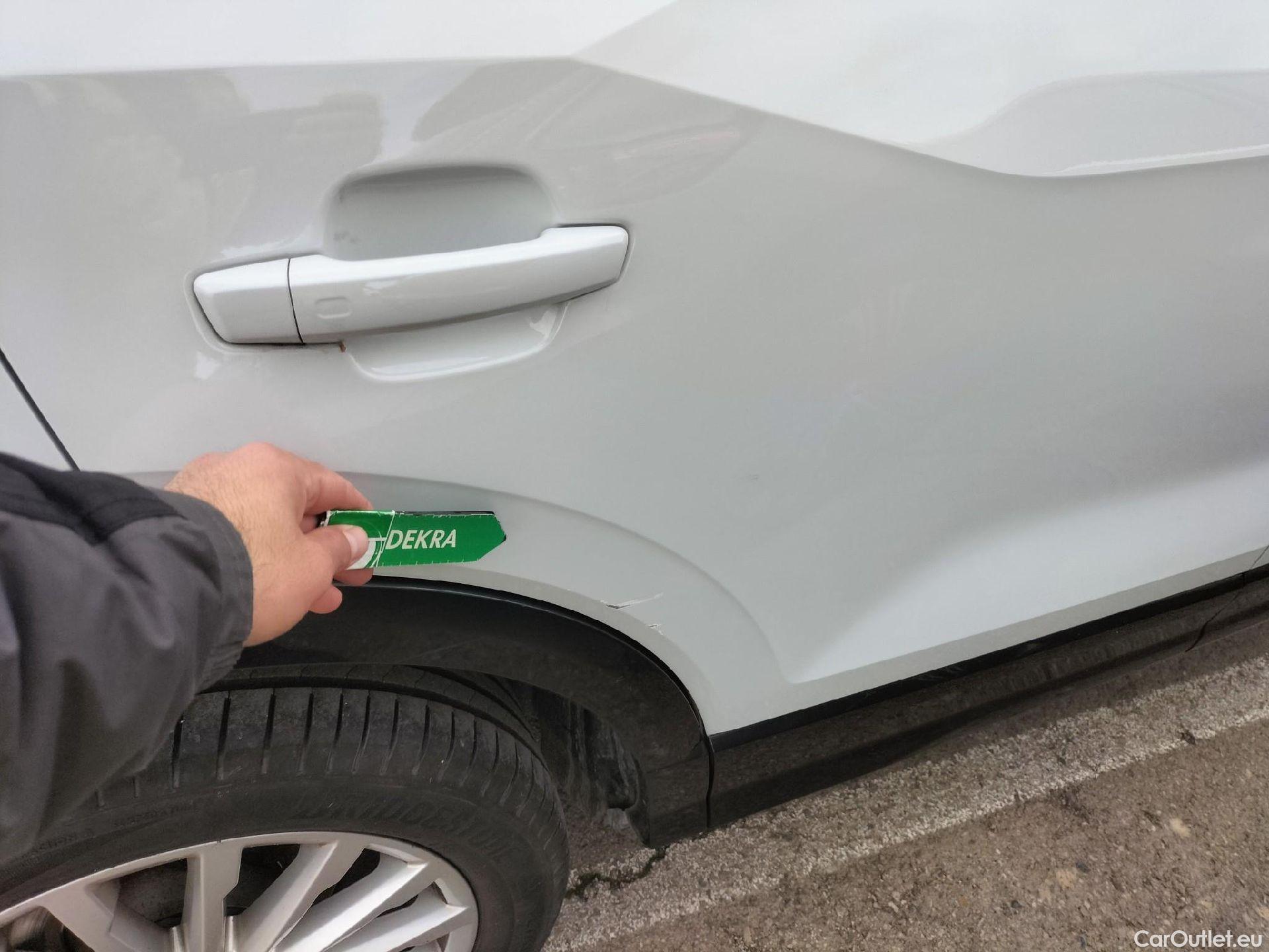  Audi  Q2 AUDI  / 2016 / 5P / todoterreno Design 30 TFSI 85kW (116CV) #42