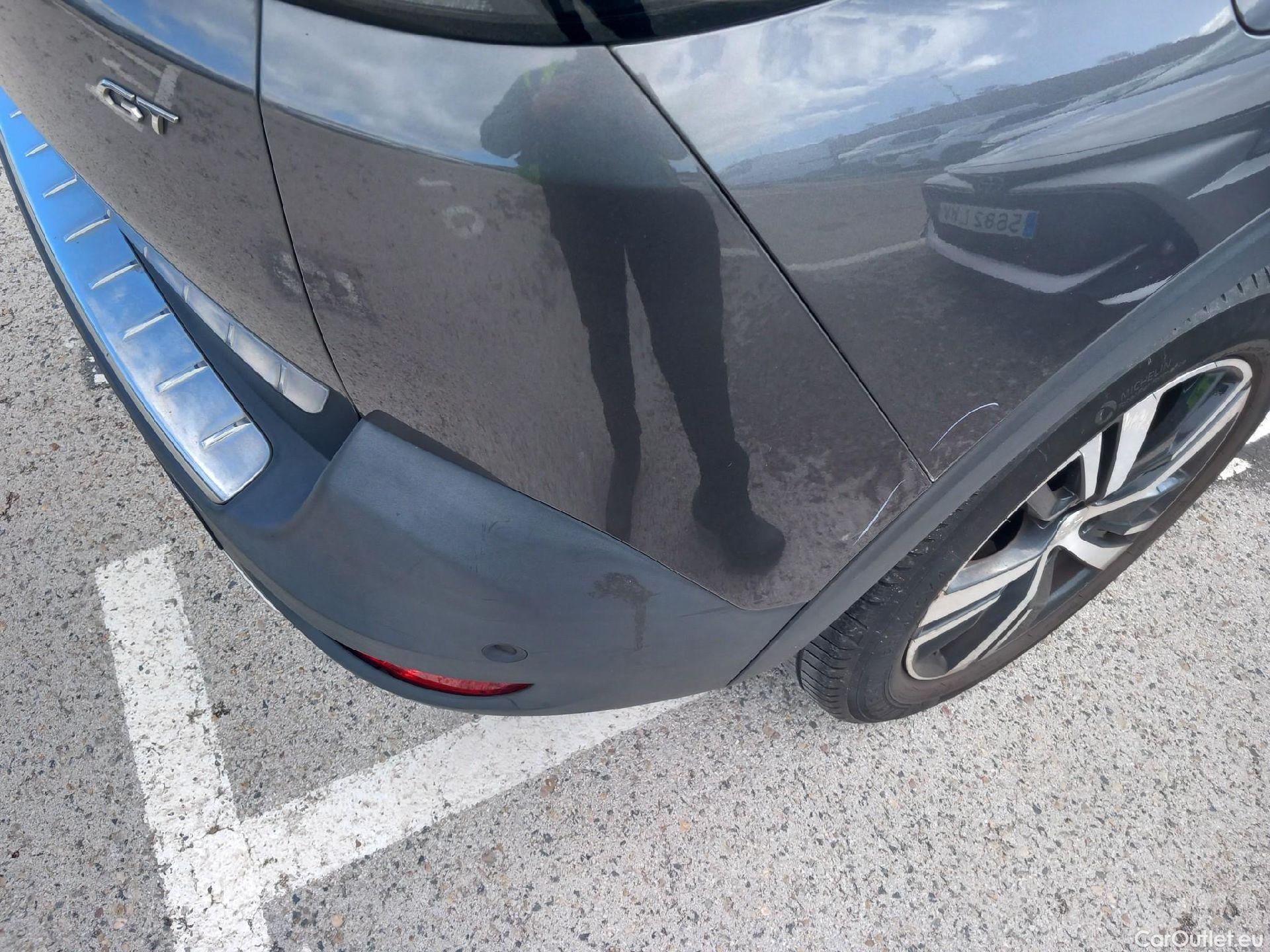  Peugeot  5008 PEUGEOT  / 2020 / 5P / todoterreno 1.5 BlueHDi 96kW (130CV) S&S GT #22