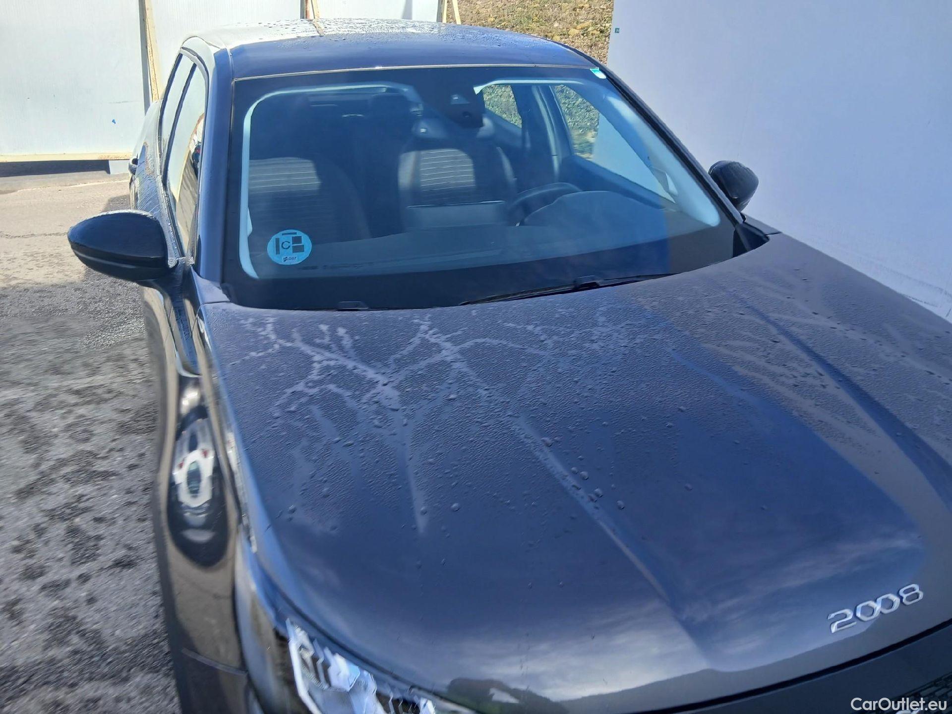  Peugeot  2008 PEUGEOT  / 2019 / 5P / todoterreno Active Pack Puretech 100 S&S BVM6 #2