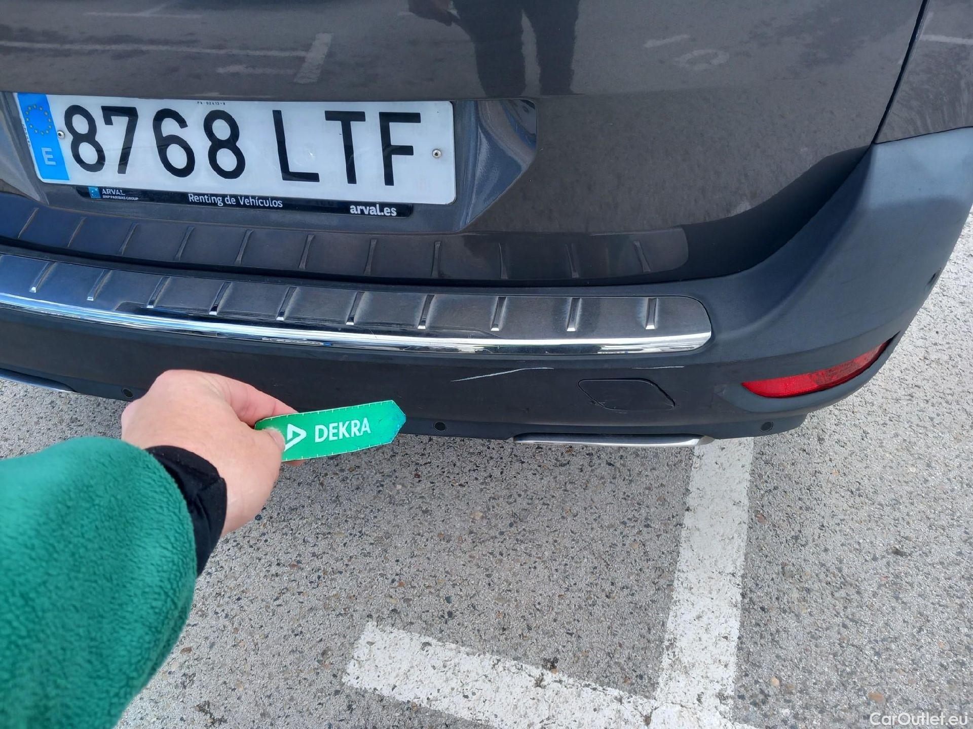  Peugeot  5008 PEUGEOT  / 2020 / 5P / todoterreno 1.5 BlueHDi 96kW (130CV) S&S GT #21