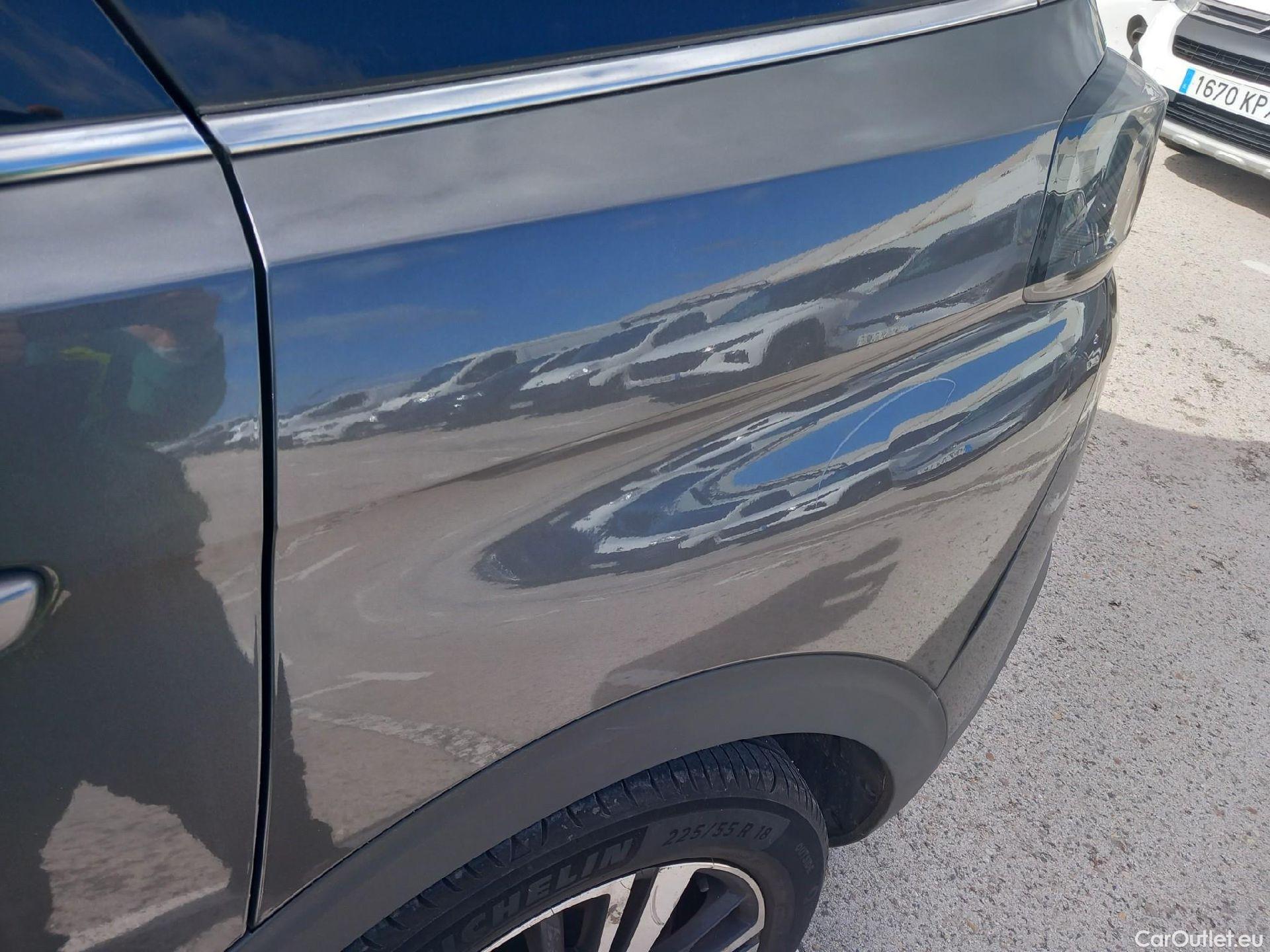  Peugeot  5008 PEUGEOT  / 2020 / 5P / todoterreno 1.5 BlueHDi 96kW (130CV) S&S GT #19