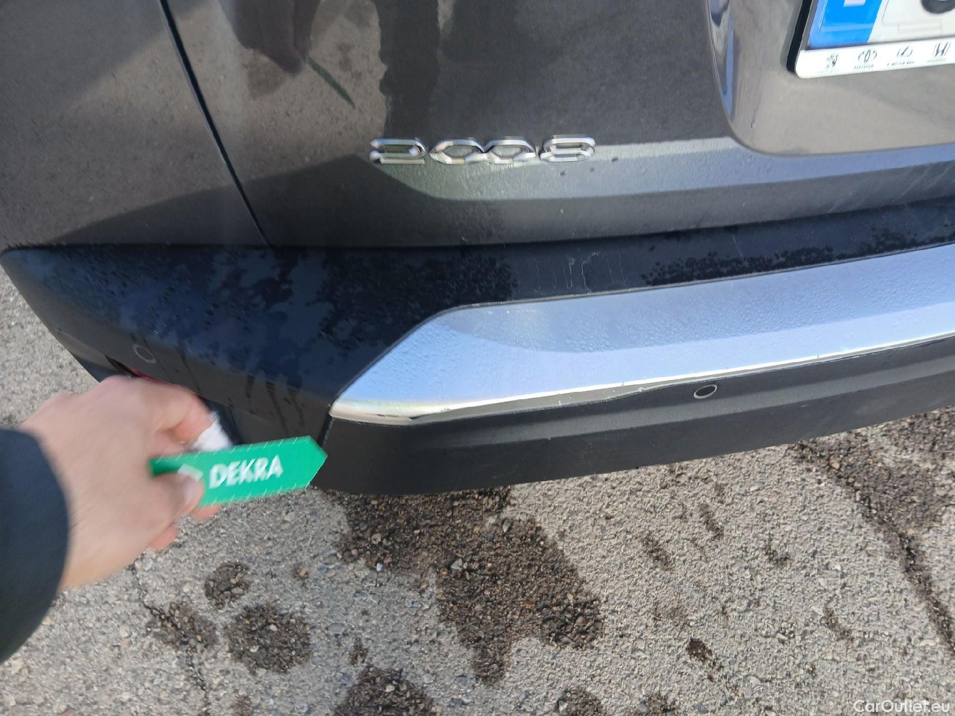  Peugeot  2008 PEUGEOT  / 2019 / 5P / todoterreno Active Pack Puretech 100 S&S BVM6 #16