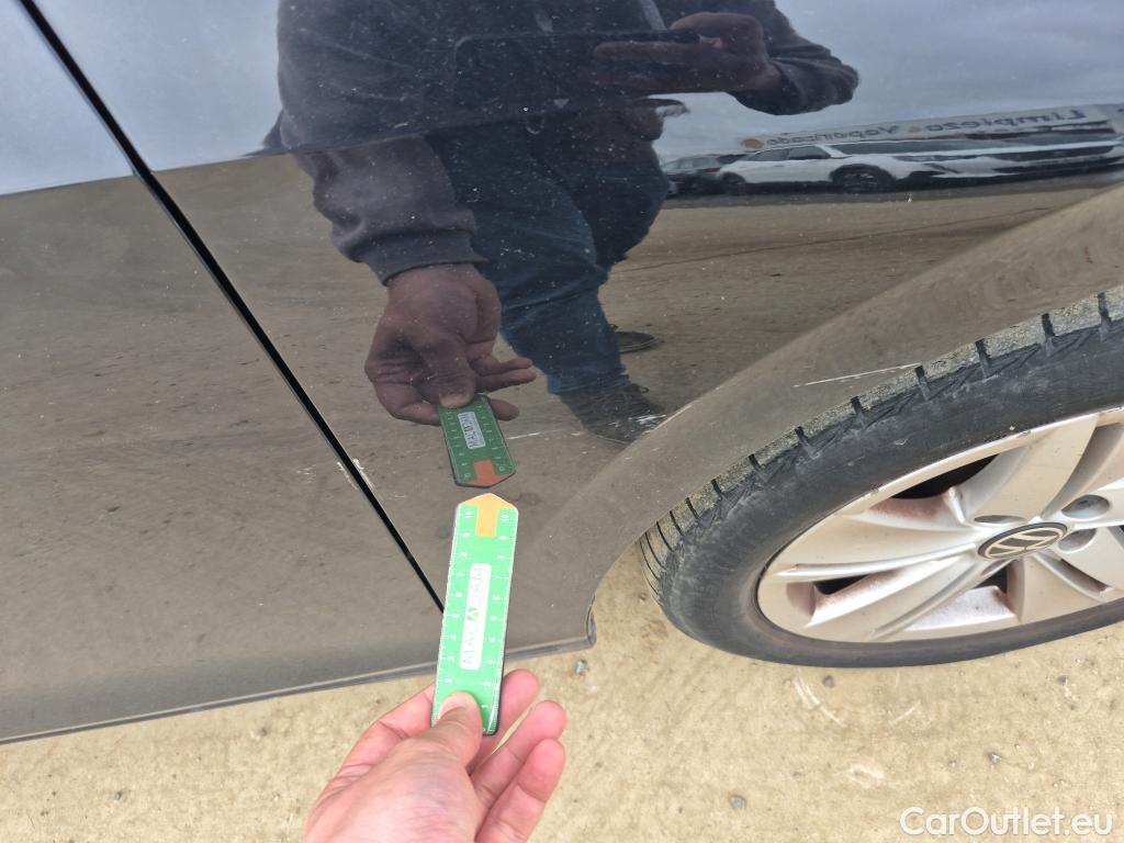  Volkswagen  Golf  VOLKSWAGEN / 2020 / 5P / berlina con portón Life 1.0 eTSI 81kW (110CV) DSG #23