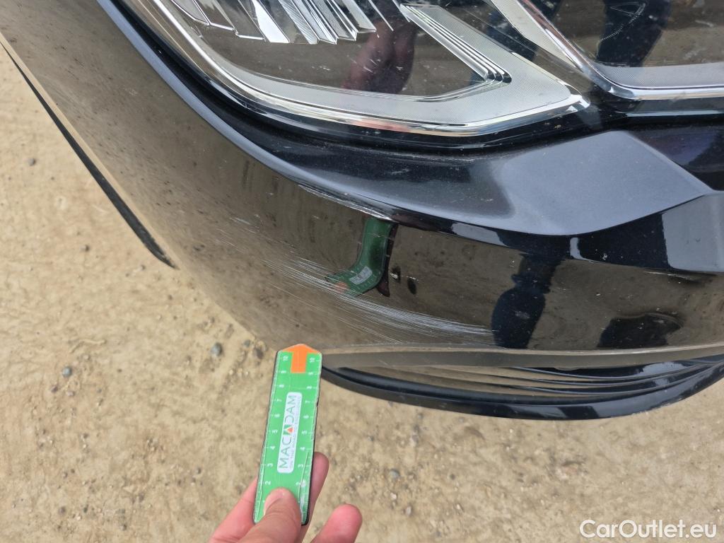  Volkswagen  Golf  VOLKSWAGEN / 2020 / 5P / berlina con portón Life 1.0 eTSI 81kW (110CV) DSG #7