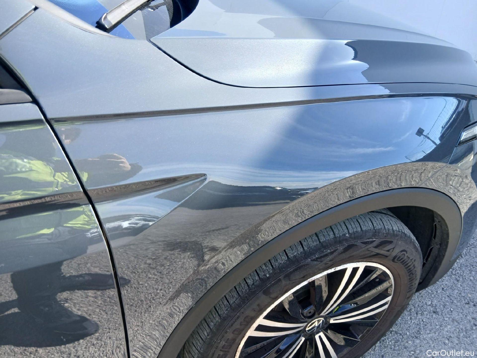  Volkswagen  Tiguan VOLKSWAGEN  / 2020 / 5P / todoterreno Life 1.4 TSI eHybrid 180kW (245CV) DSG #29