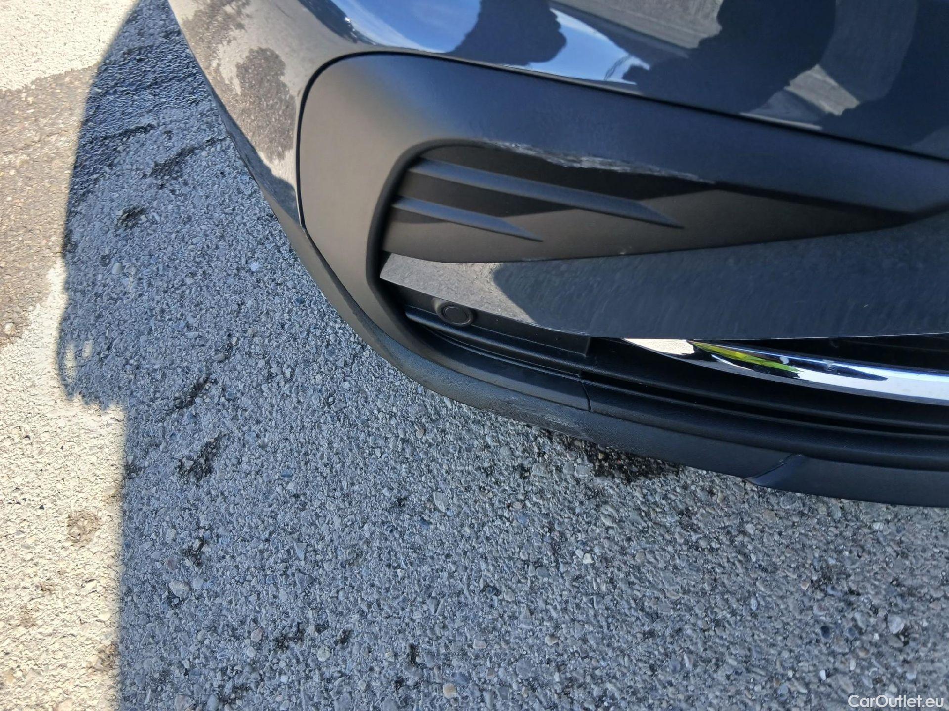  Volkswagen  Tiguan VOLKSWAGEN  / 2020 / 5P / todoterreno Life 1.4 TSI eHybrid 180kW (245CV) DSG #4