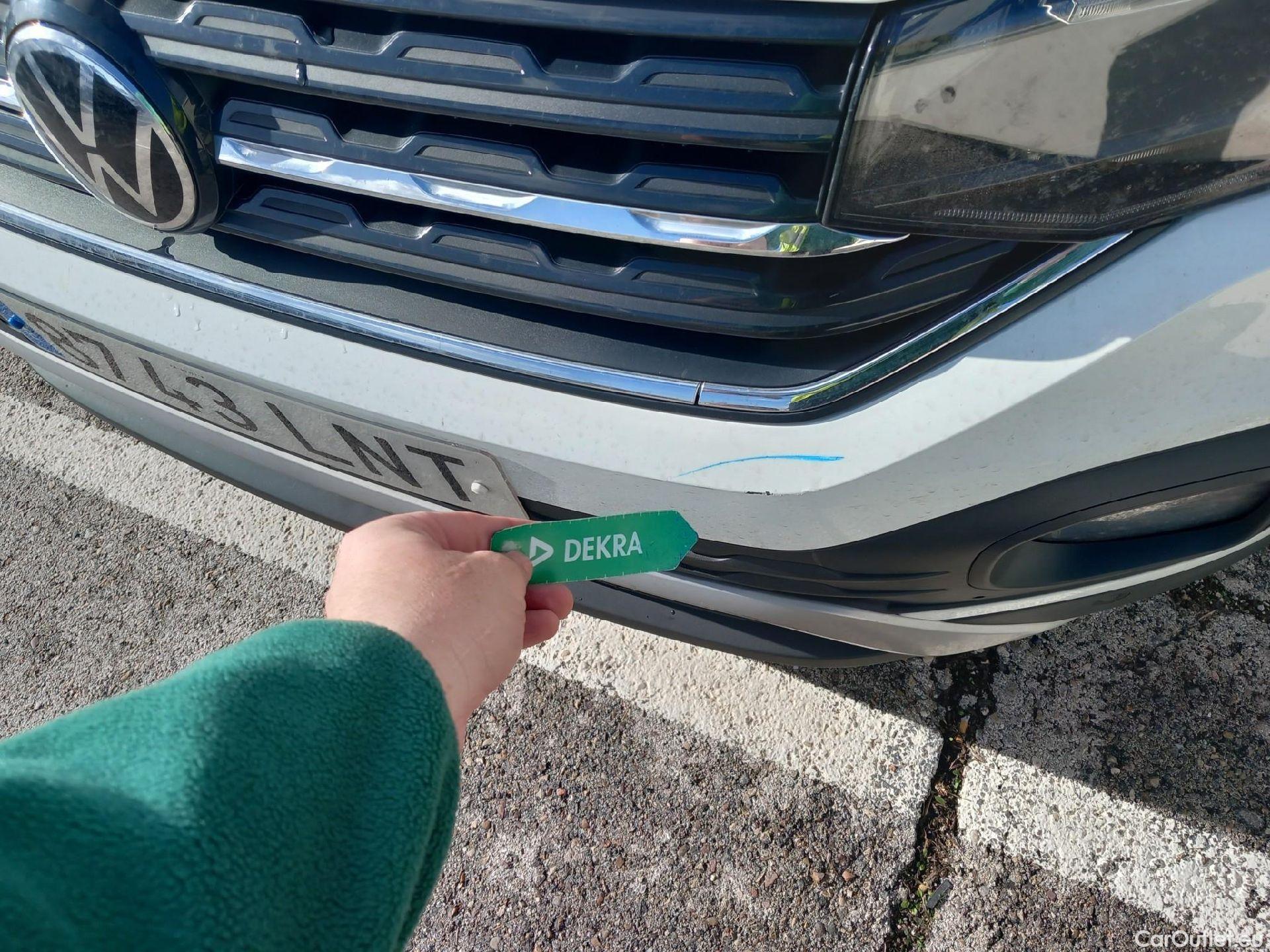  Volkswagen  T-CROSS VOLKSWAGEN  / 2018 / 5P / todoterreno Advance 1.0 TSI 81kW (110CV) DSG (AC) #4