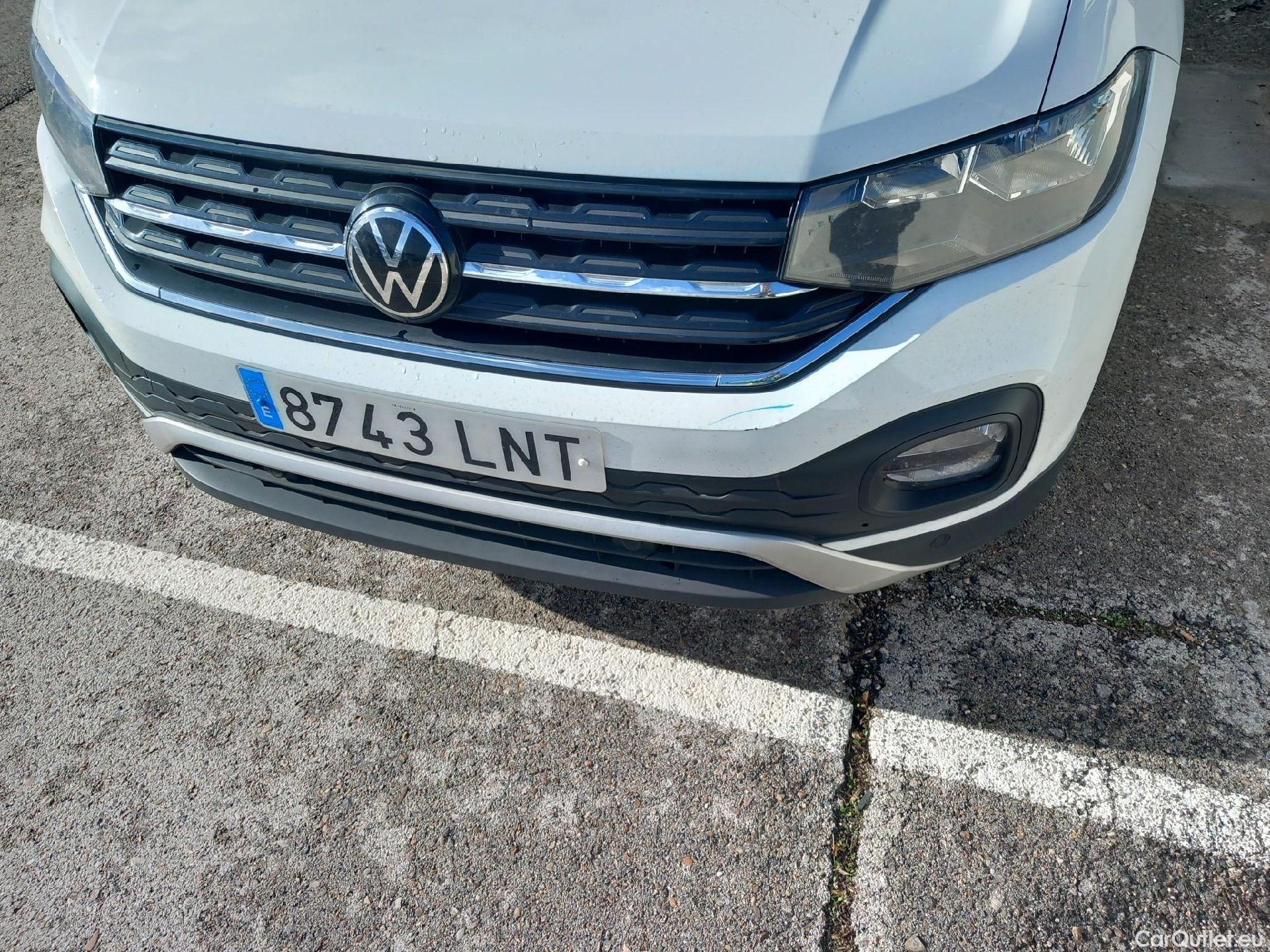  Volkswagen  T-CROSS VOLKSWAGEN  / 2018 / 5P / todoterreno Advance 1.0 TSI 81kW (110CV) DSG (AC) #3