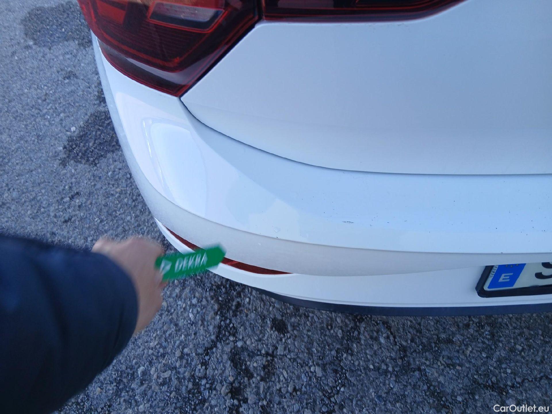  Volkswagen  Polo VOLKSWAGEN  / 2021 / 5P / berlina con portón Life 1.0 TSI 70kW (95CV) #5