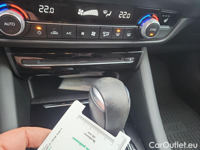  Mazda  6  (GH)(2012) Mazda 2.0SA-G Attraction AT #10