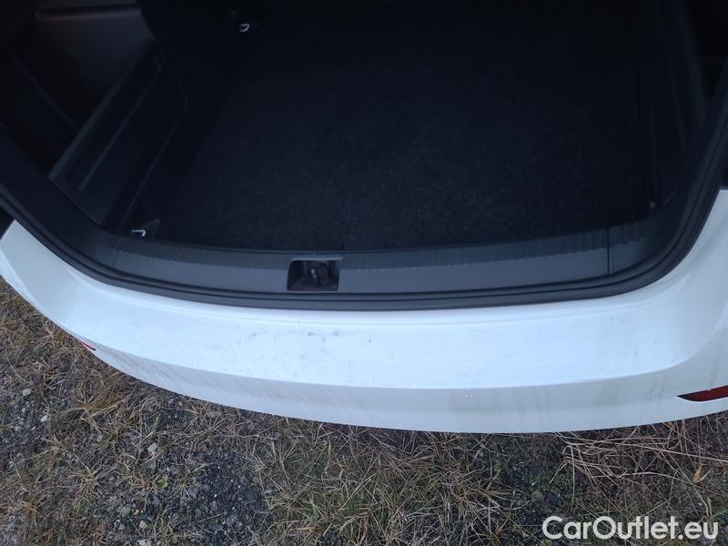  Skoda  Fabia  Combi (2015)  Com.1.0TSI 70 Active #9