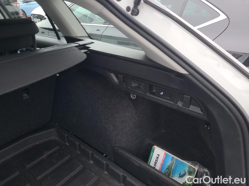  Skoda  Octavia  Combi (NX3)(2020) Oct.Combi 2.0TDI 110 Style #23