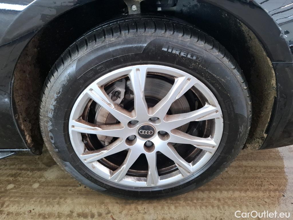  Audi  A4 AUDI  Avant / 2019 / 5P / Break 40 TFSI ultra 204 Qua S tro Business L. #54