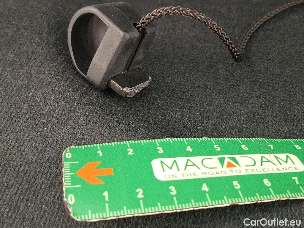  Bmw  Serie 1 BMW Série 1 / 2019 / 5P / Berline 116i Business Design #23