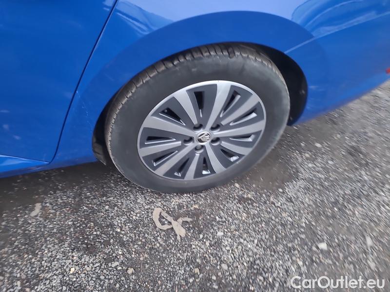  Skoda  Superb  Combi (3V5)(2015) Sup.C.FL2.0TDI 110 Style AT #3