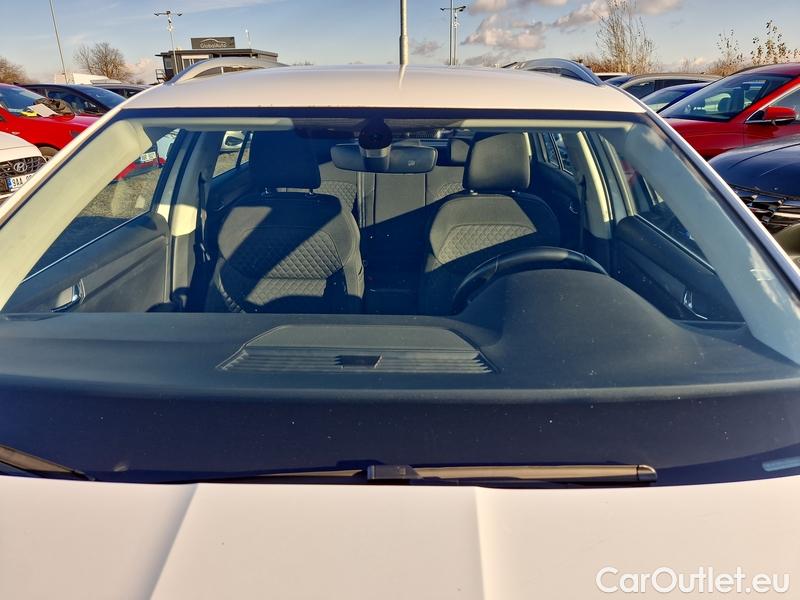  Skoda  Superb  Combi (3V5)(2015)  Combi 2.0TDI 110 Style #1