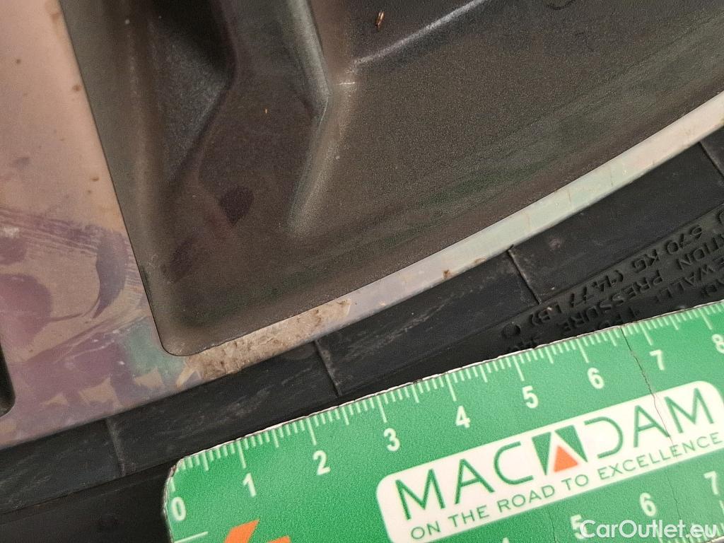  Bmw  Serie 1 BMW Série 1 / 2019 / 5P / Berline 116i Business Design #14