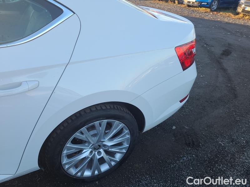  Skoda  Superb  (3V3)(2015) Supe.FL1.5TSI 110 Ambition AT #6