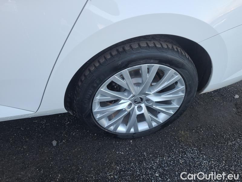  Skoda  Superb  (3V3)(2015) Supe.FL1.5TSI 110 Ambition AT #5