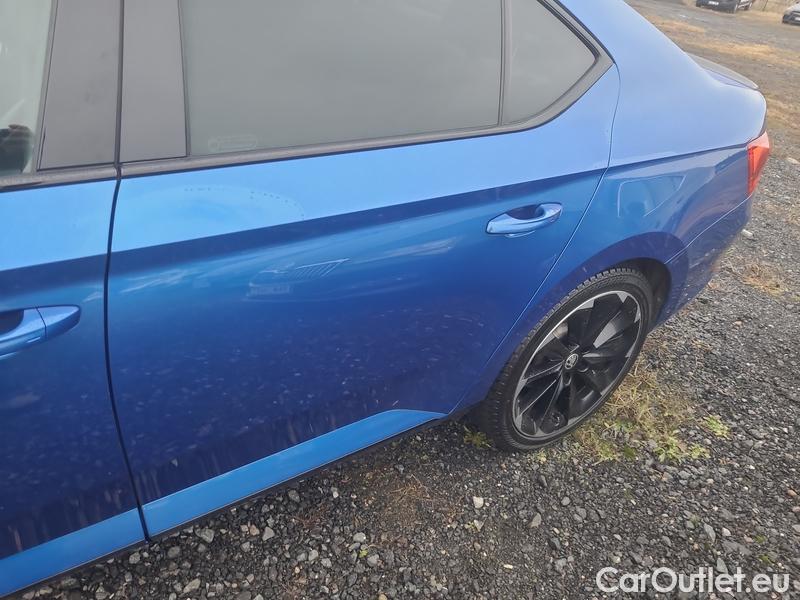  Skoda  Superb  (3V3)(2015) Supe.2.0TDI 147 SportLine Aut #4