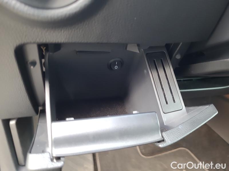  Skoda  Superb  Combi (3T5)(2010) Sup.C.FL2.0TDI 110 Style AT #14