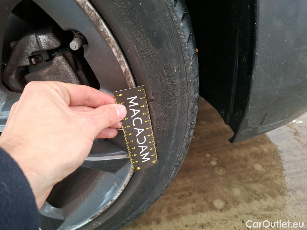  Bmw  Serie 1 Série 1 Berline 118 i Edition Sport 1.5 135CV BVA7 E6d #30