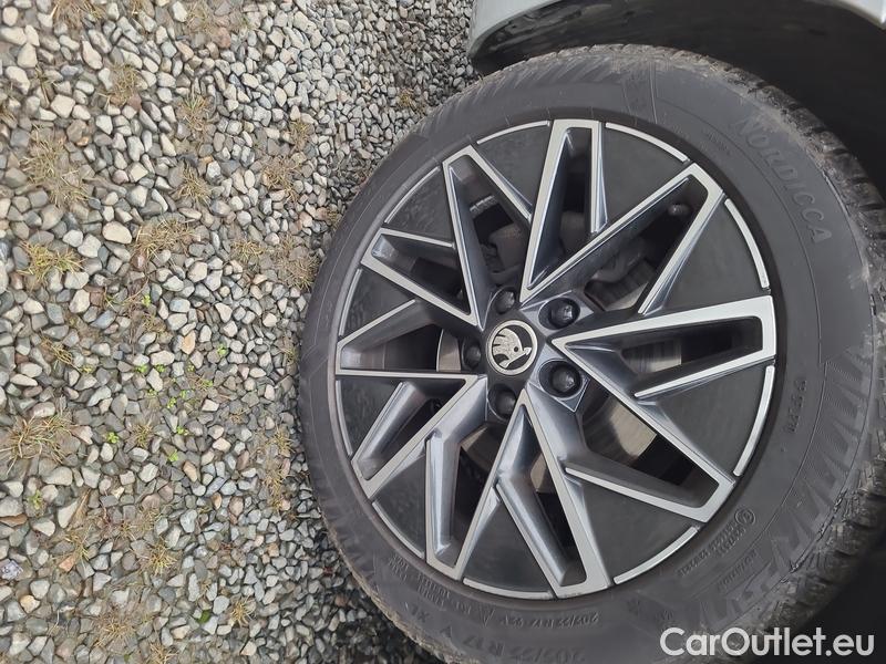  Skoda  Octavia  Combi (NX3)(2020) Oct.Combi 2.0TDI 110 Style AT #2