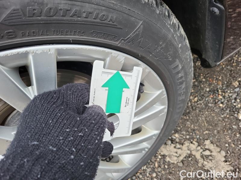  Skoda  Superb  Combi (3V5)(2015) Sup.C.FL2.0TDI 110 Style AT #2