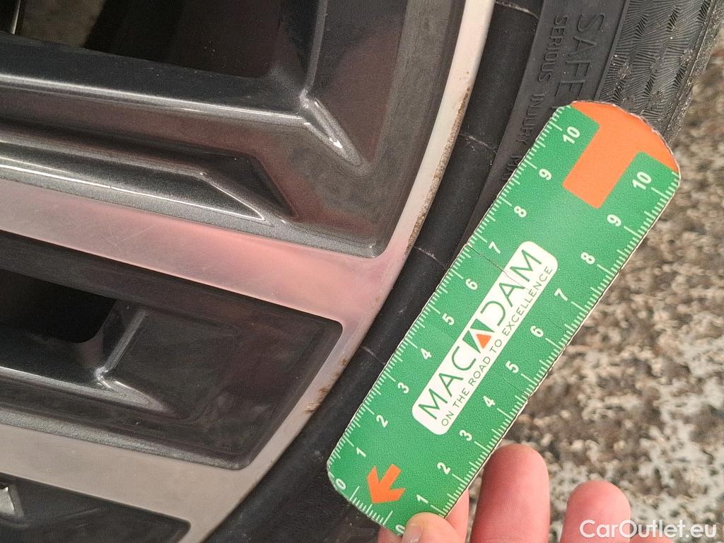  Bmw  Serie 1 BMW Série 1 / 2019 / 5P / Berline 116i Business Design #10