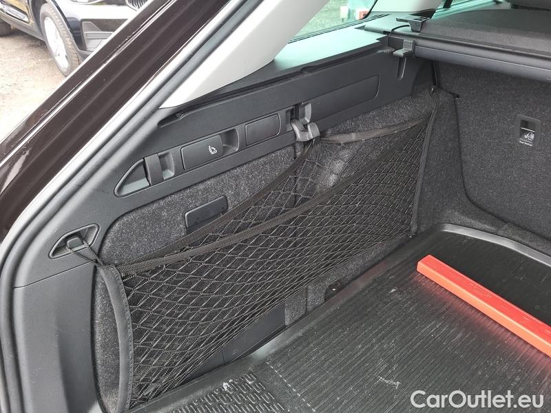  Skoda  Superb  Combi (3V5)(2015) Sup.C.FL2.0TDI 110 Style AT #19