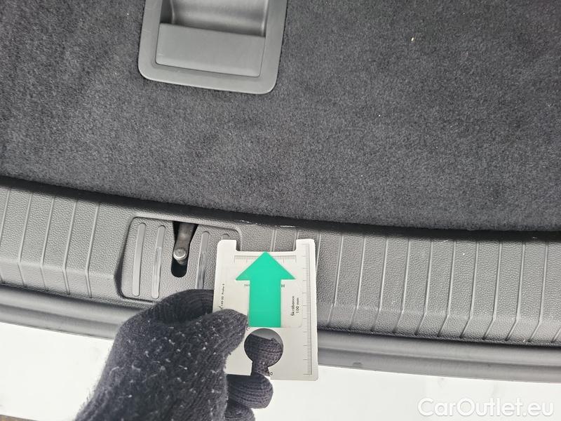  Volkswagen  Touran  (5T1)(2015)  1.5TSI Comfortline #4