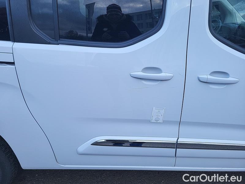  Toyota  Proace  Verso (2016  ->) Pr.City V.1.2T L2 Family AT #4