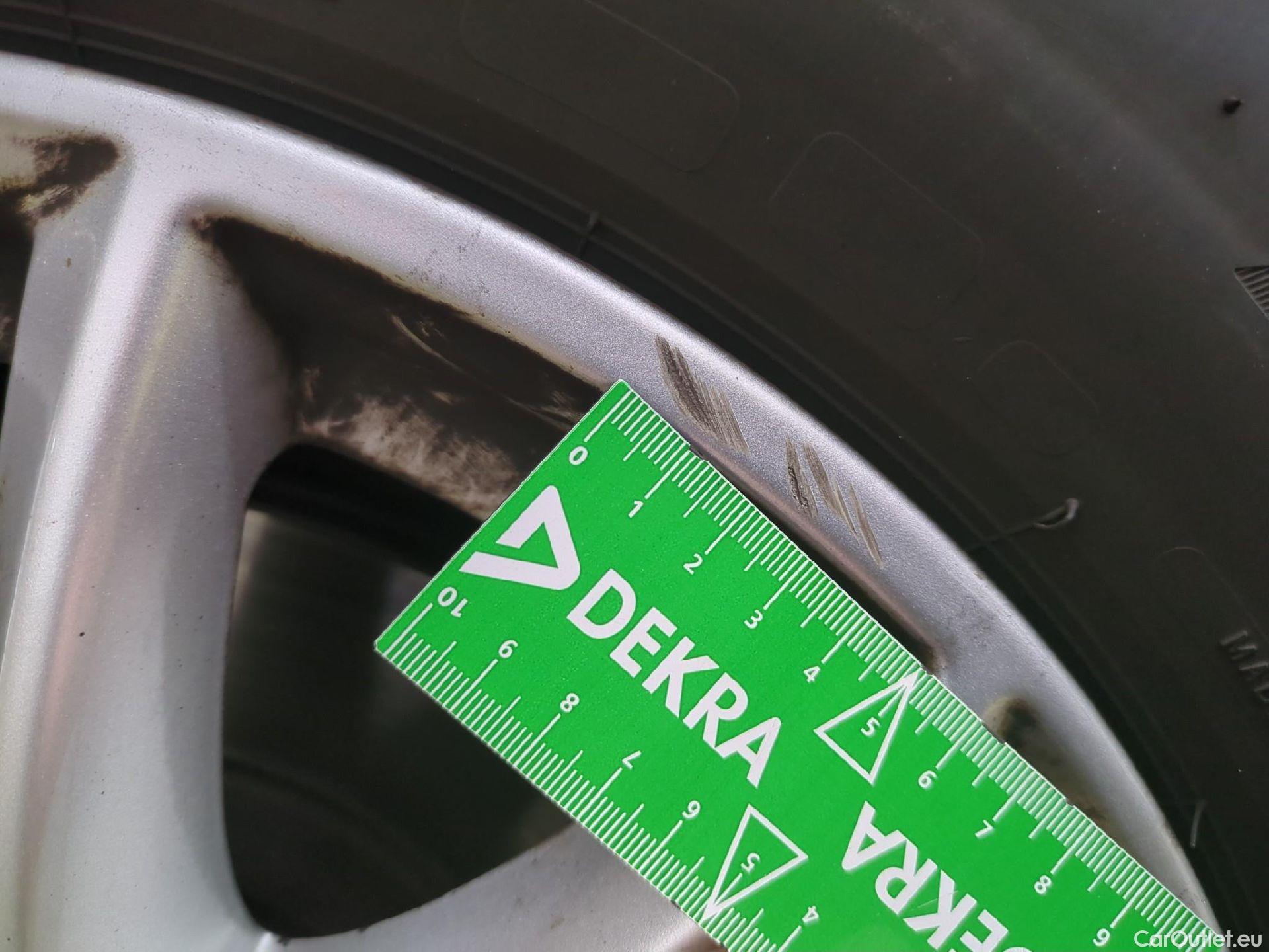  Bmw  Serie 2 Série 2 Active Tourer 216d Lounge 1.5 115CV BVA7 E6d #2