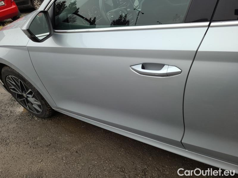  Skoda  Octavia  Combi (NX3)(2020) Oct.Combi 2.0TDI 110 Style AT #15