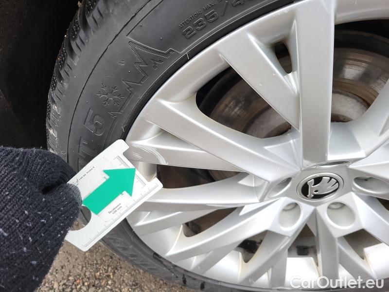  Skoda  Superb  Combi (3V5)(2015) Sup.C.FL2.0TDI 110 Style AT #26