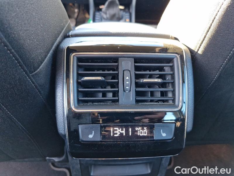  Skoda  Superb  Combi (3V5)(2015)  Combi 2.0TDI 110 Style #12