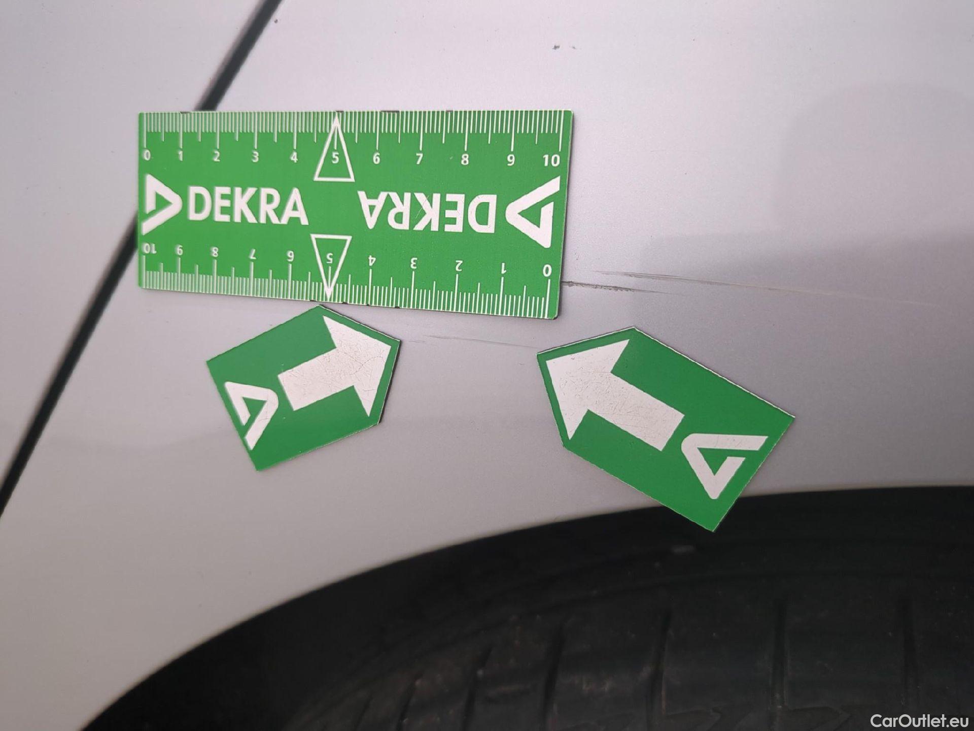  Bmw  Serie 2 Série 2 Active Tourer 216d Lounge 1.5 115CV BVA7 E6d #14