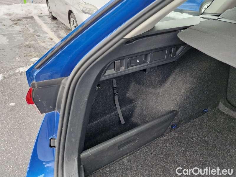  Skoda  Octavia  Combi (NX3)(2020) Oct.Combi 1.5TSI 110 Style #10