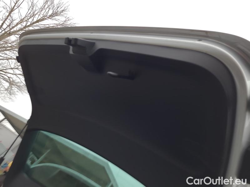  Skoda  Octavia  Combi (NX3)(2020) Oct.Combi 2.0TDI 110 Style AT #13