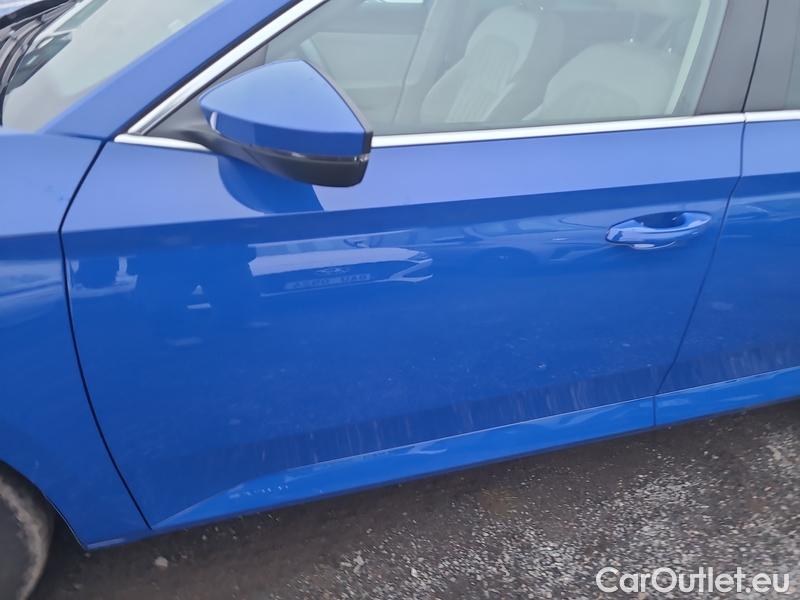  Skoda  Superb  Combi (3V5)(2015) Sup.C.FL2.0TDI 110 Style AT #2