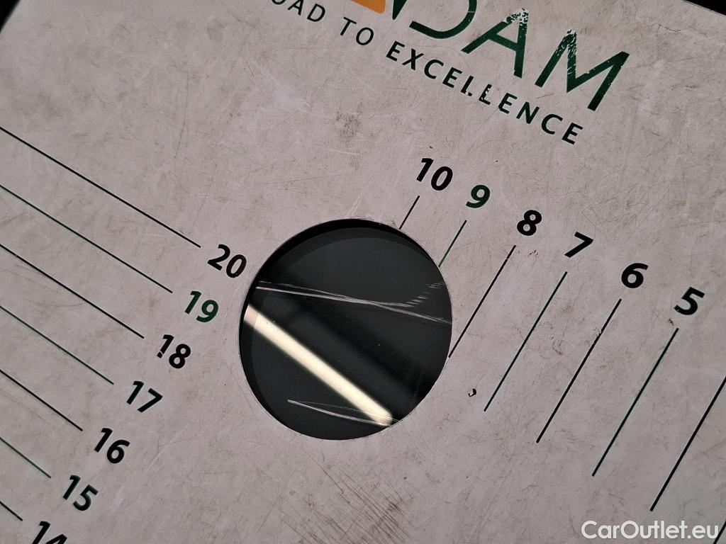  Bmw  Serie 1 Série 1 Berline 118 i Edition Sport 1.5 135CV BVA7 E6d #84